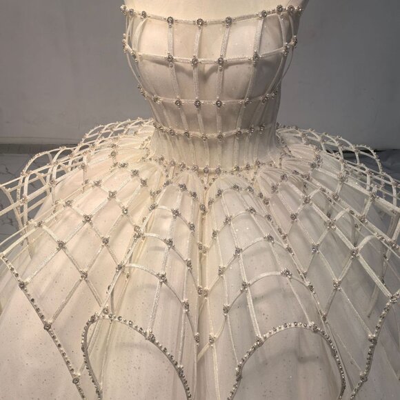 Regal Modern Princess Beaded Cage Bodice Ball Gown Wedding Dress - Picture 4 of 5